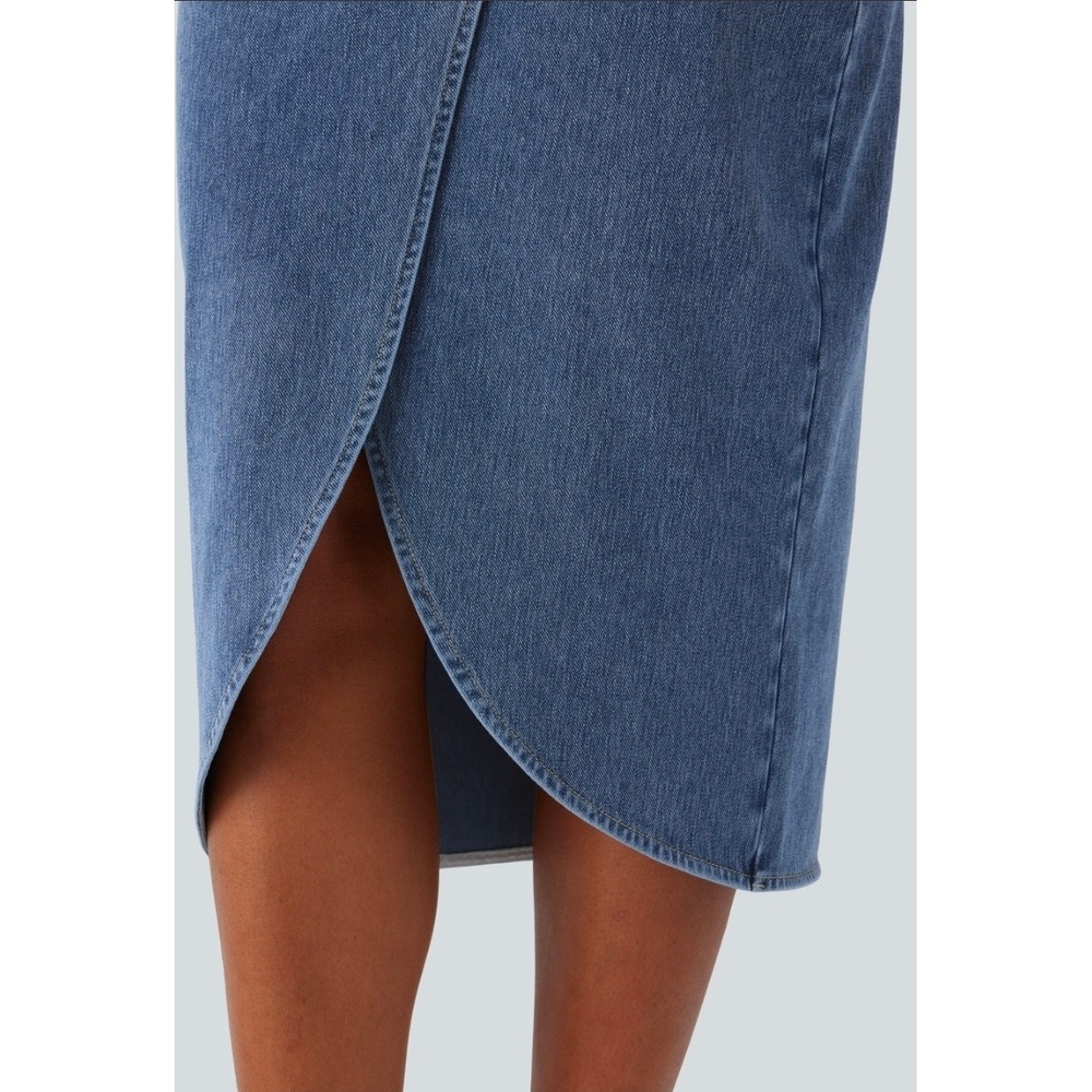 NWT Halara Flex High Waisted Ruched Tulip Hem Denim Midi Skirt XL Blue Stretch - Picture 3 of 5